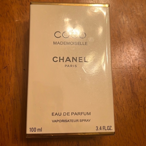 CHANEL Other - Coco Mademoiselle